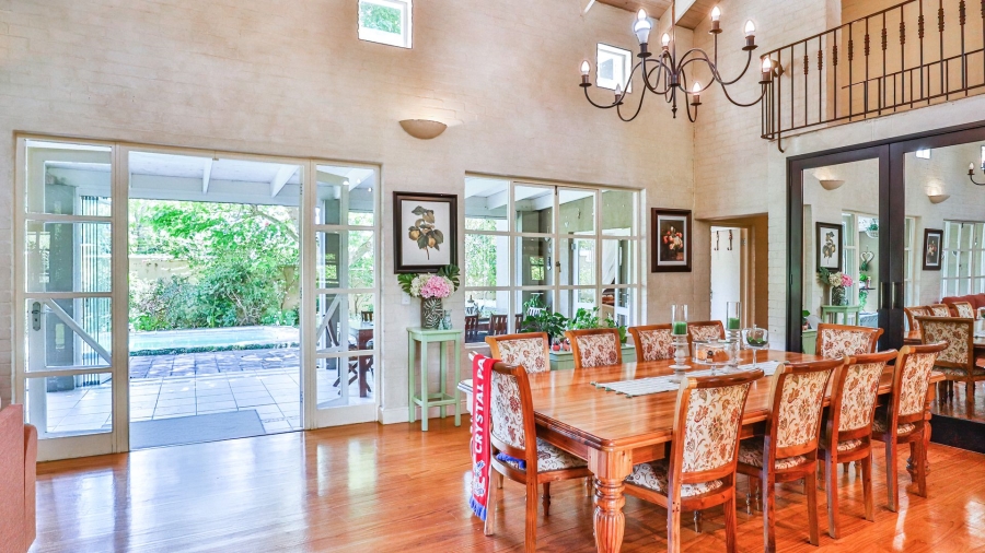 5 Bedroom Property for Sale in Constantia Western Cape